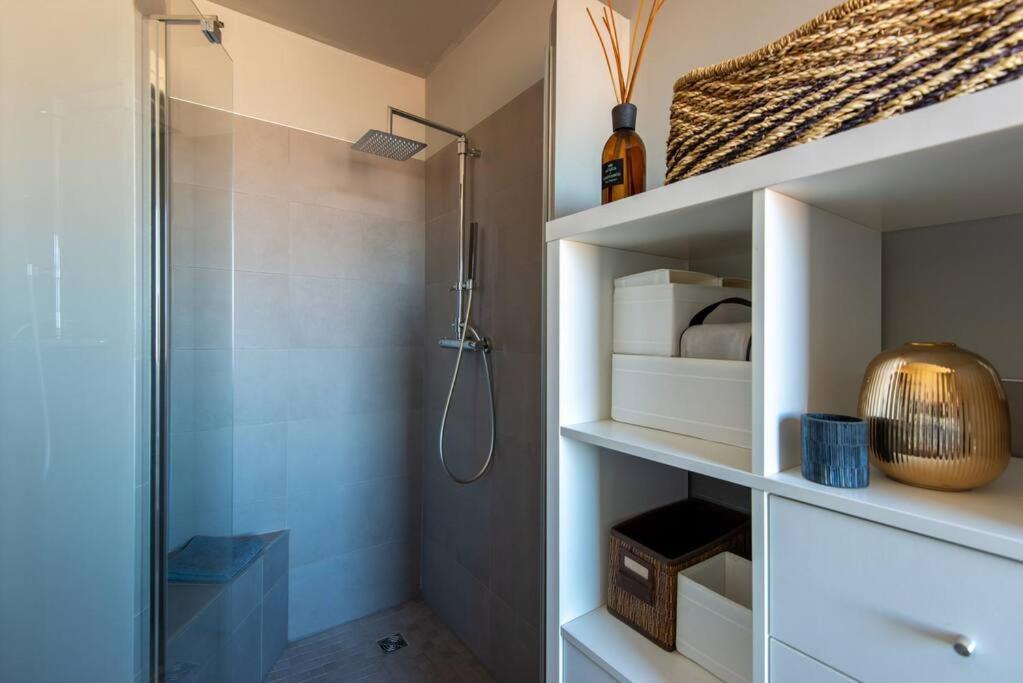 Casa No.Na - Attico Panoramico A Cherasco Exteriör bild